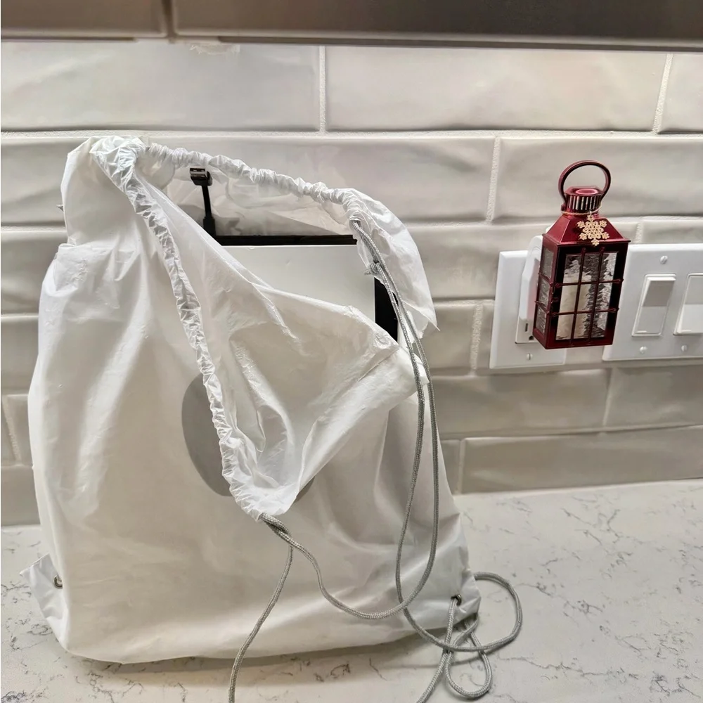 Apple discover elegance